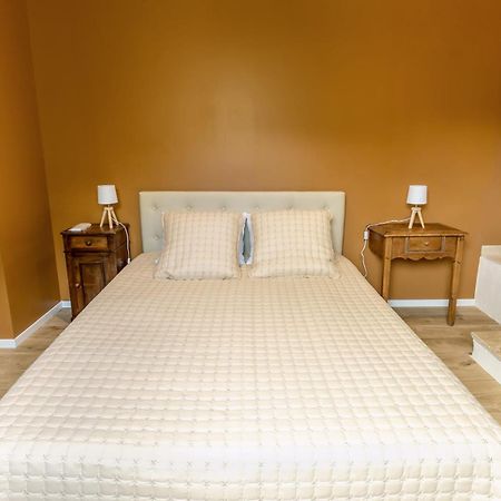 Domaine Des Grands Chenes Bed & Breakfast Preveranges Exterior foto