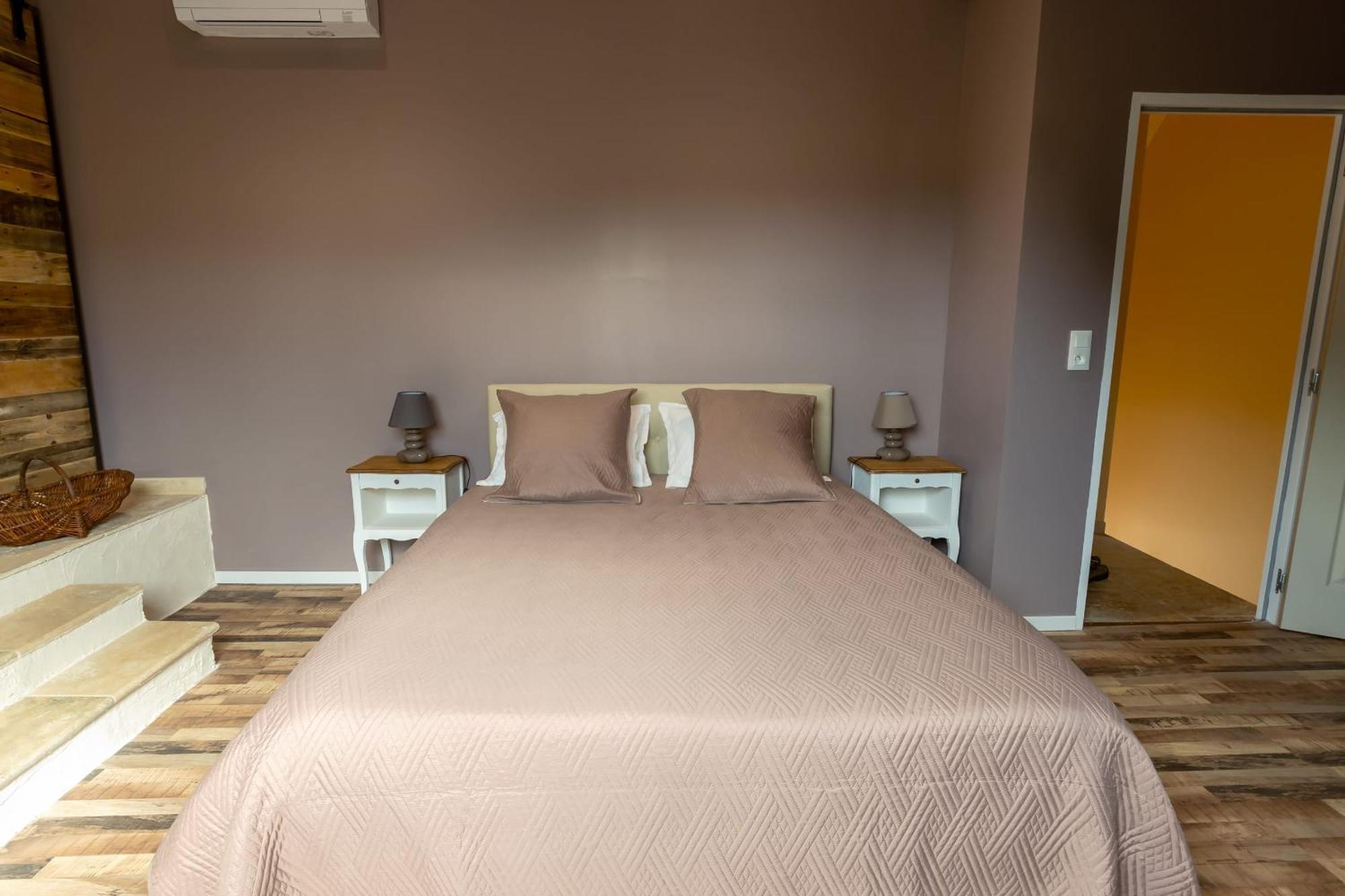 Domaine Des Grands Chenes Bed & Breakfast Preveranges Exterior foto